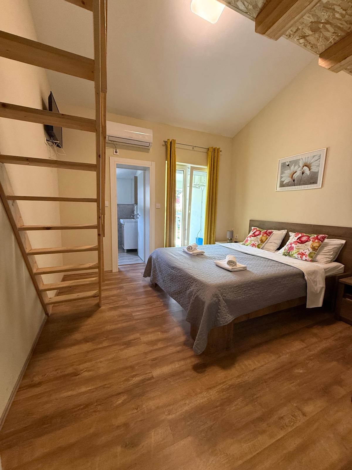 Obiteljska soba – slika 1