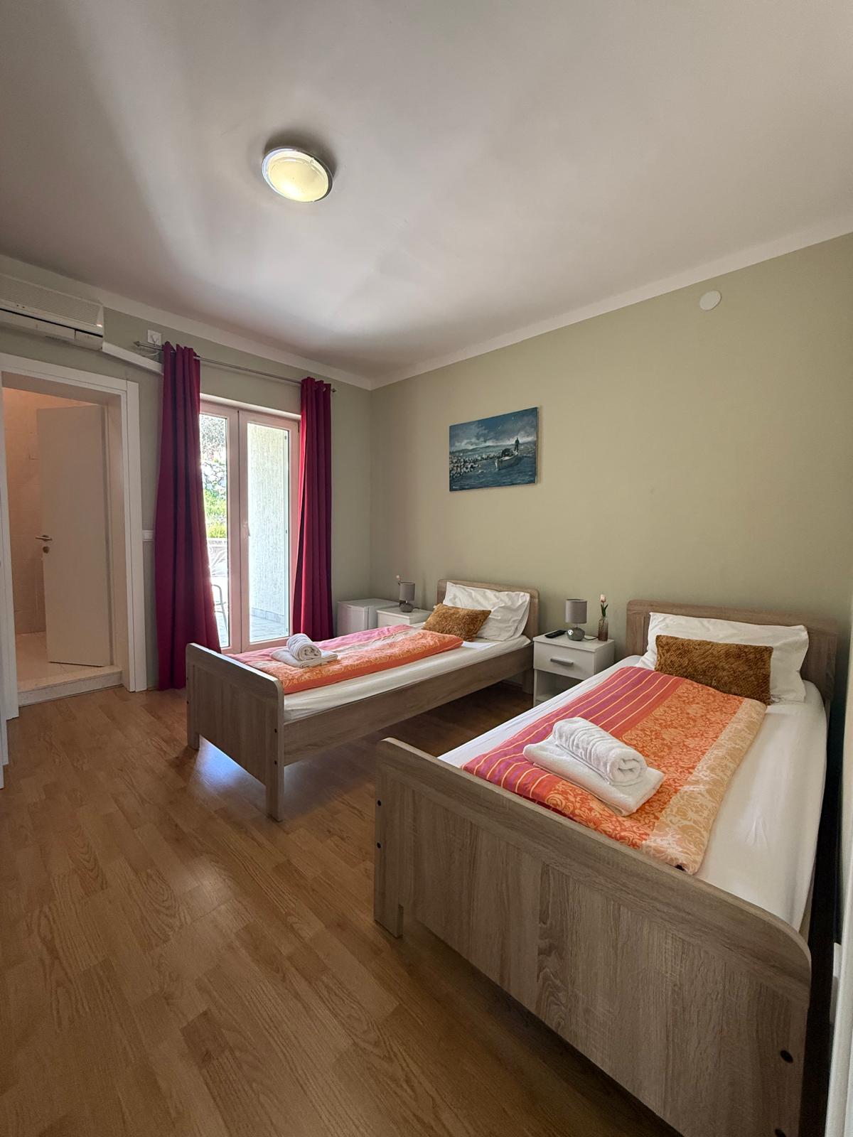 Standard Loggia – slika 1